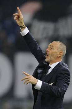 Si sbraccia Stefano Pioli ma non basta: la sua Lazio si arrende ancora. Lapresse